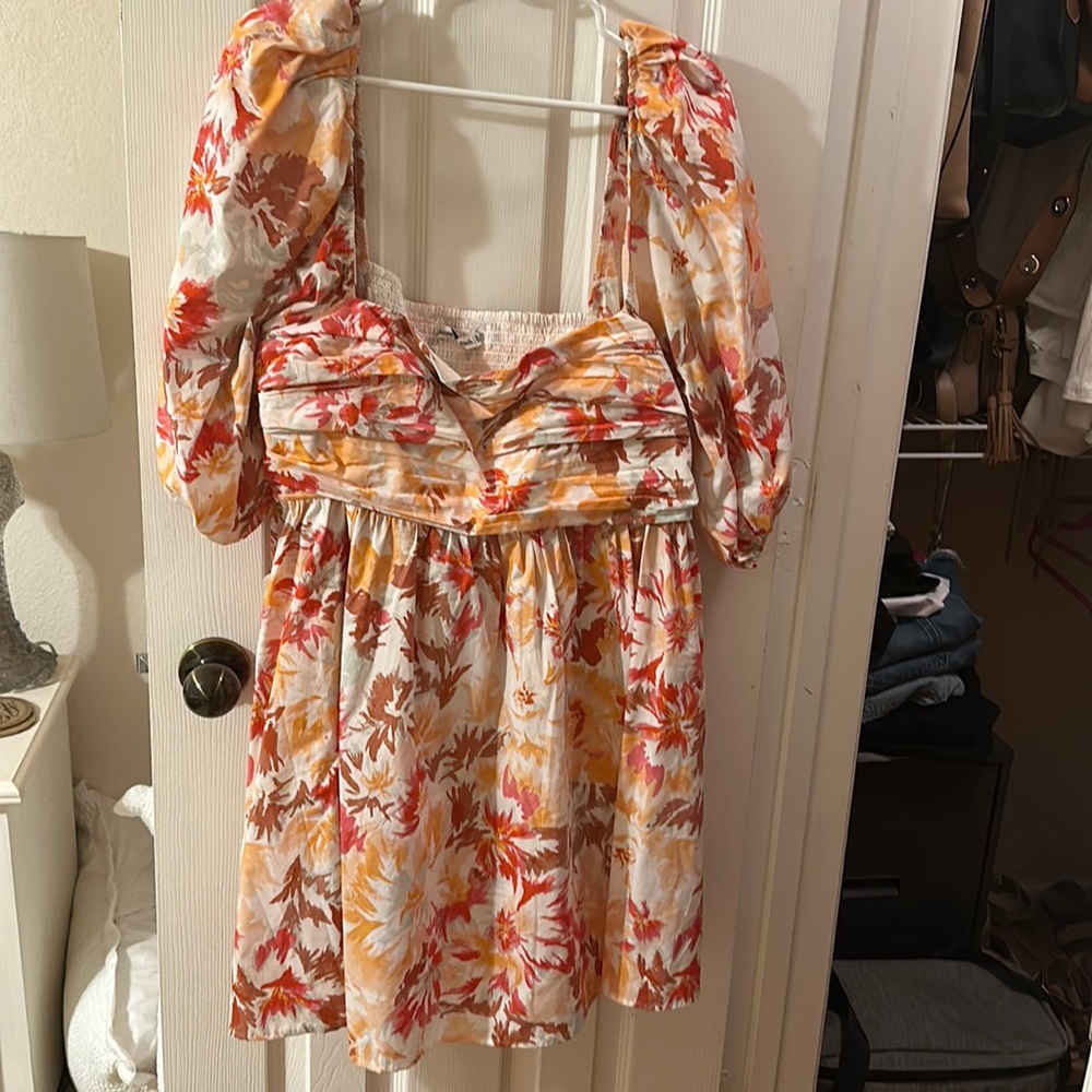 Abercrombie & Fitch ruched floral mini dress SZ XLP. Good condition.